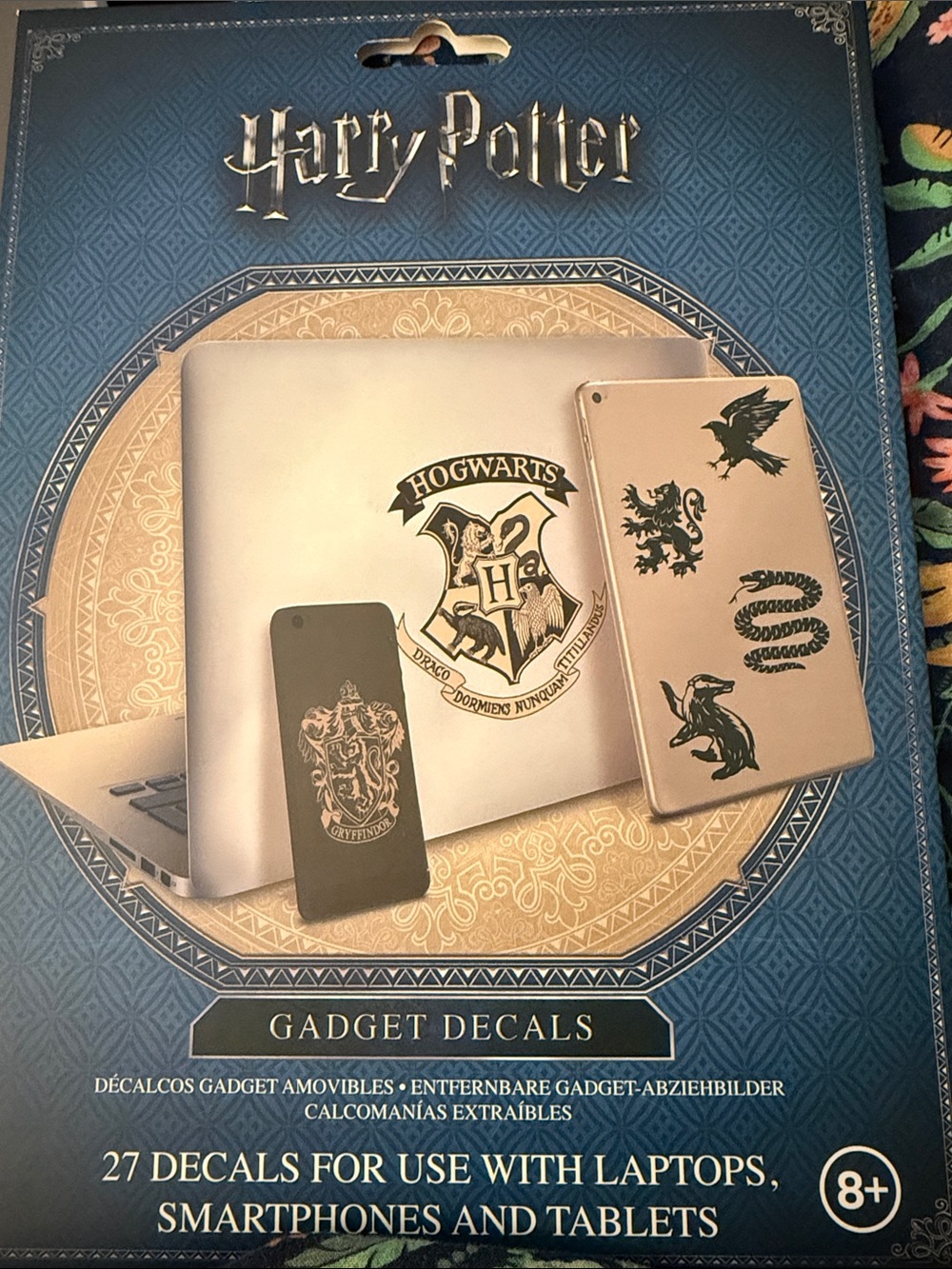Warner Bros. Harry Potter Gold and Black Crest Gadget Stickers